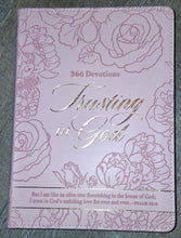 Load image into Gallery viewer, Pamper Her Gift Box Set #B247-4 (PICKUP) SALE PRICE