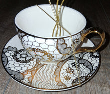 Load image into Gallery viewer, Pamper Her Gift Box Set #B247-4 (PICKUP) SALE PRICE