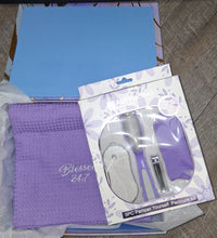 Load image into Gallery viewer, Purple Pamper Her Spa Gift Box Set #B247-7 (PICKUP) SALE PRICE