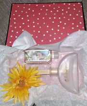 Load image into Gallery viewer, Decorative Fragrance Diffuser Gift Set #B247-22 (PICKUP) SALE PRICE