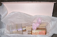 Load image into Gallery viewer, Decorative Fragrance Diffuser Gift Set #B247-20 (PICKUP) SALE PRICE