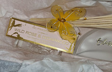 Load image into Gallery viewer, Decorative Fragrance Diffuser Gift Set #B247-17 (PICKUP) SALE PRICE