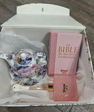 Load image into Gallery viewer, Tea-Time Gift Box w/ Diffuser #B247-B (PICKUP) SALE PRICE