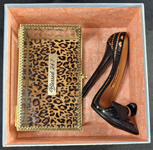 Load image into Gallery viewer, GIFT BOX SET Diva Shoe with Glass Gift Box Set