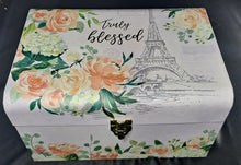 Load image into Gallery viewer, GIFT BOX SET Ladies Pamper (Me) Gift Set