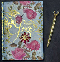Load image into Gallery viewer, Journal &amp; Pen Gift Set LOVE (FREE Shipping)