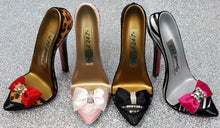 Load image into Gallery viewer, Shoe Cell Phone Holder Stand FREE SHIPING Shoe Lovers!