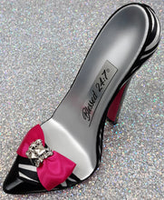 Load image into Gallery viewer, Shoe Cell Phone Holder Stand FREE SHIPING Shoe Lovers!